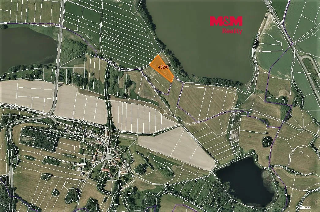 Prodej louky 4490 m²